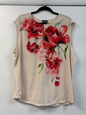 The Limited Cream Floral Keyhole Shell with Red Blooms